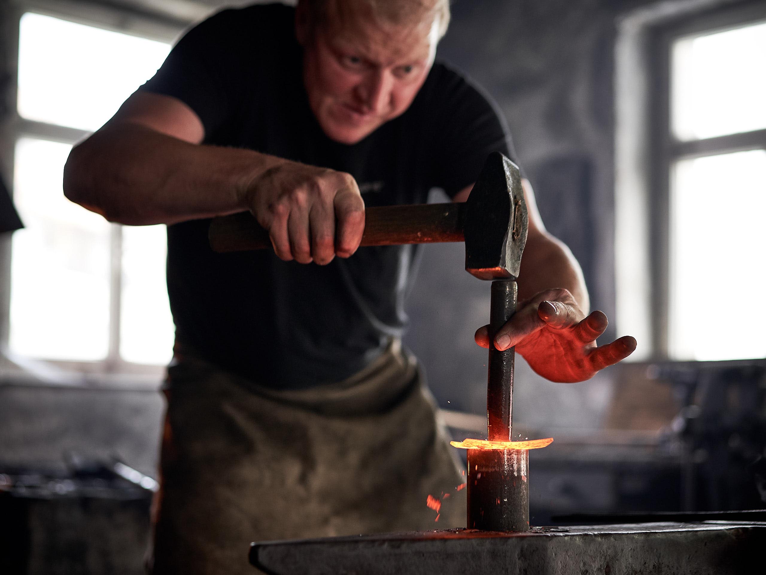03-Product-Photographer-Max-Kandler-Life_Style_Blacksmith-Free-Production_03