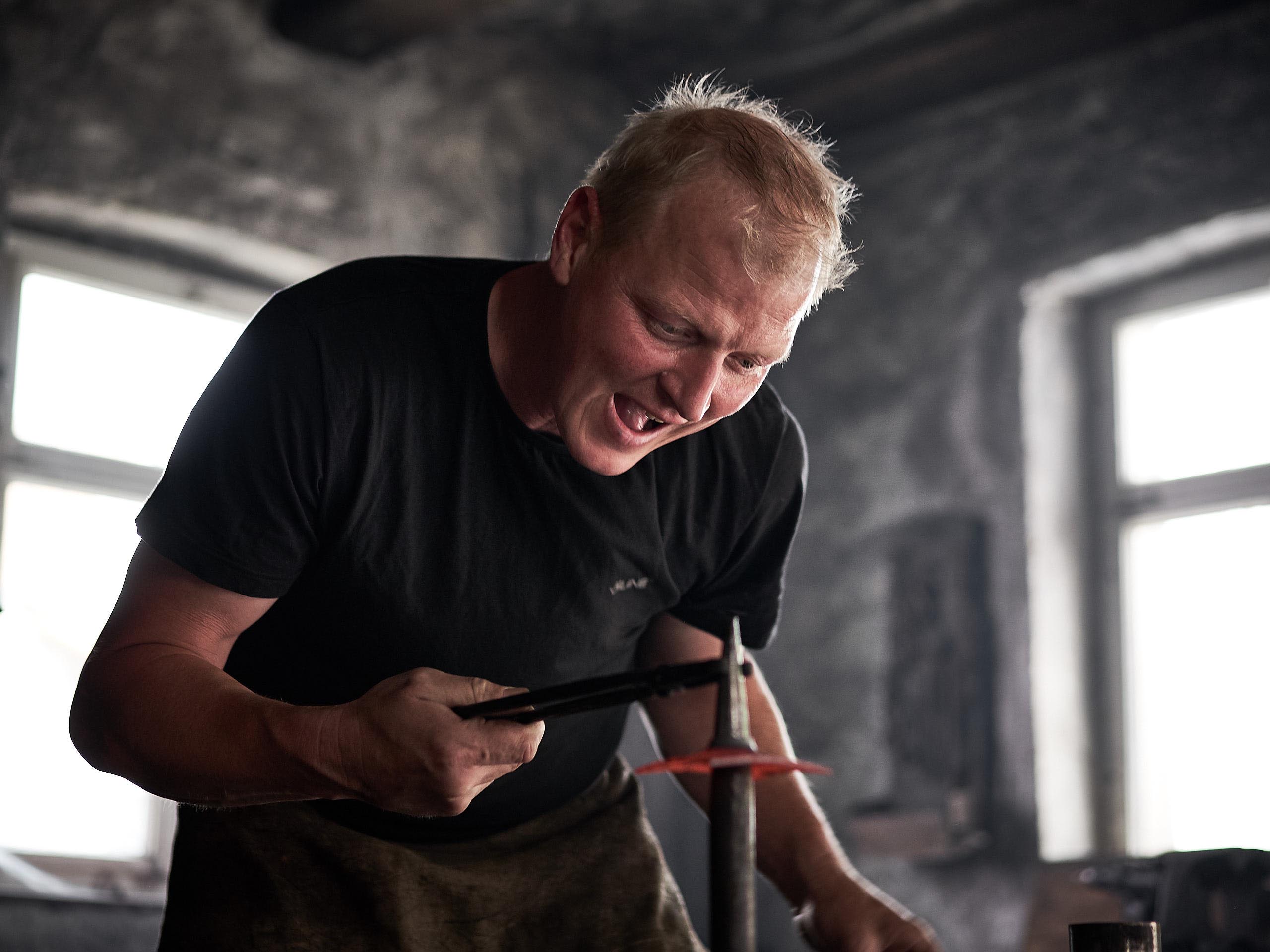 05-Product-Photographer-Max-Kandler-Life_Style_Blacksmith-Free-Production_05
